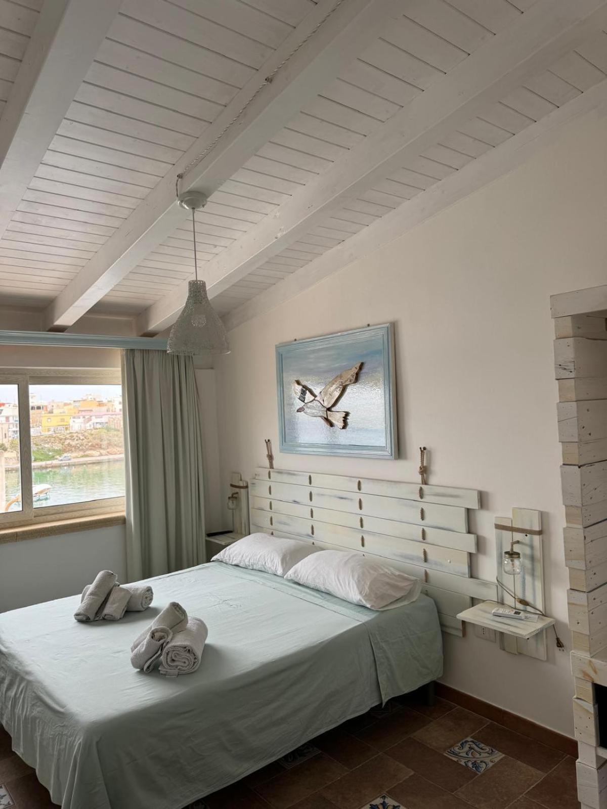 B&B Una Favola Di Mare 兰佩杜萨 外观 照片