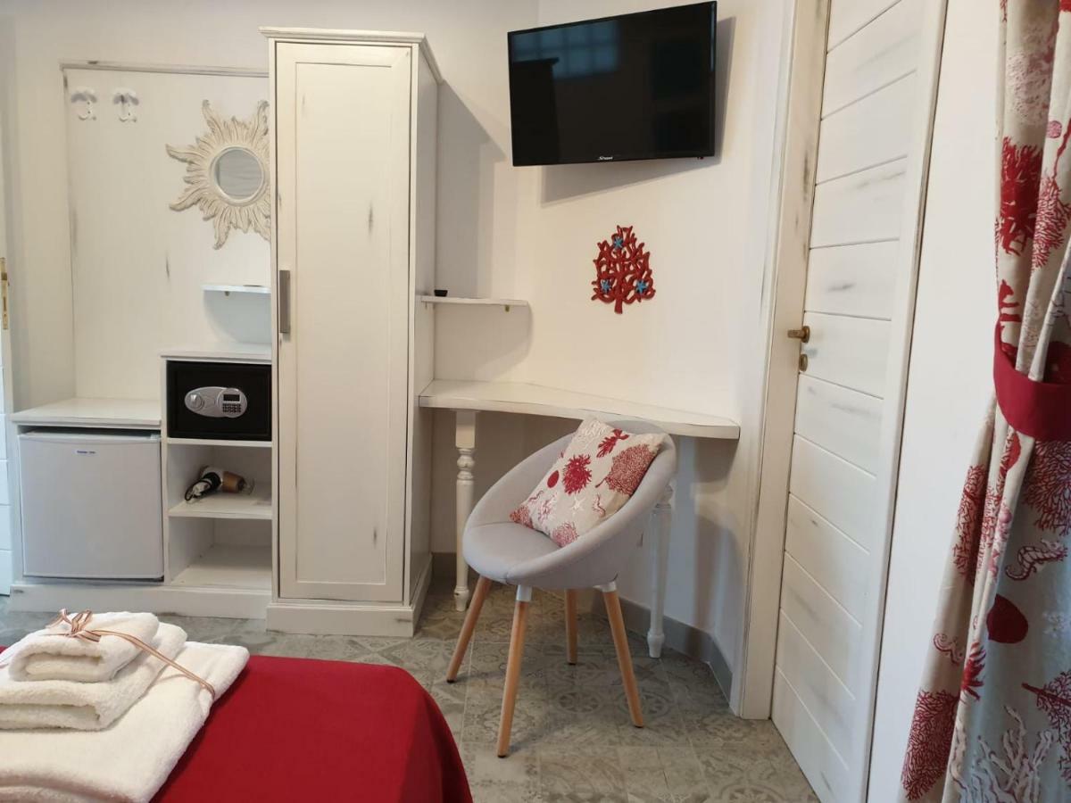 B&B Una Favola Di Mare 兰佩杜萨 外观 照片